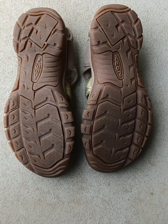 Keens Outdoor Sandal - Smokey The Bear Special Edition - Picture 12 of 14